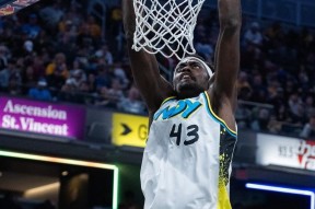  西亚卡姆赛事官方发布惊险取胜新规，快船争议不断！-乐动官网